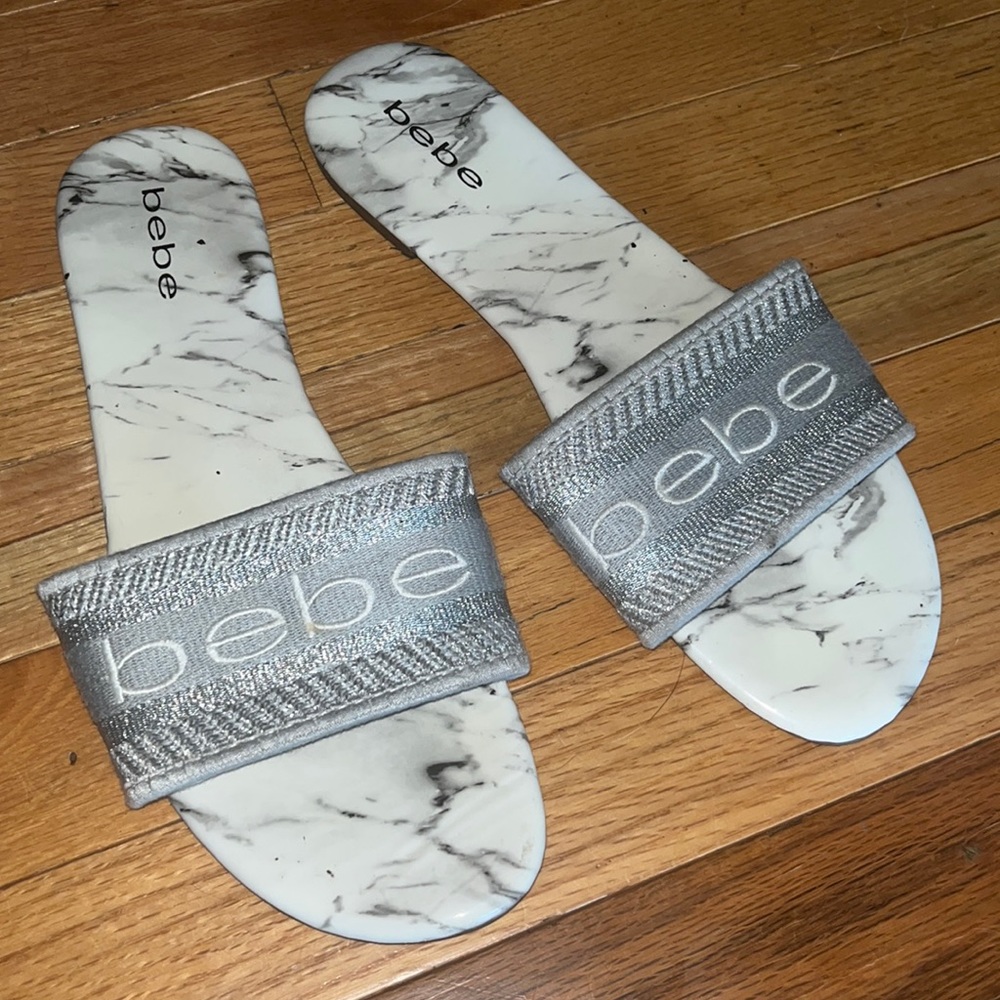 EUC Bebe flat slides. Women's 9. Gray/white marble. Almost flawless condition.